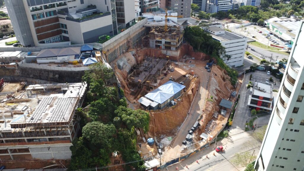 Julho Acompanhamento de obra do empreendimento Legacy