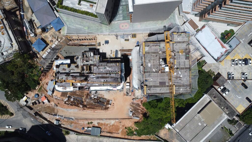 Novembro Acompanhamento de obra do empreendimento Legacy