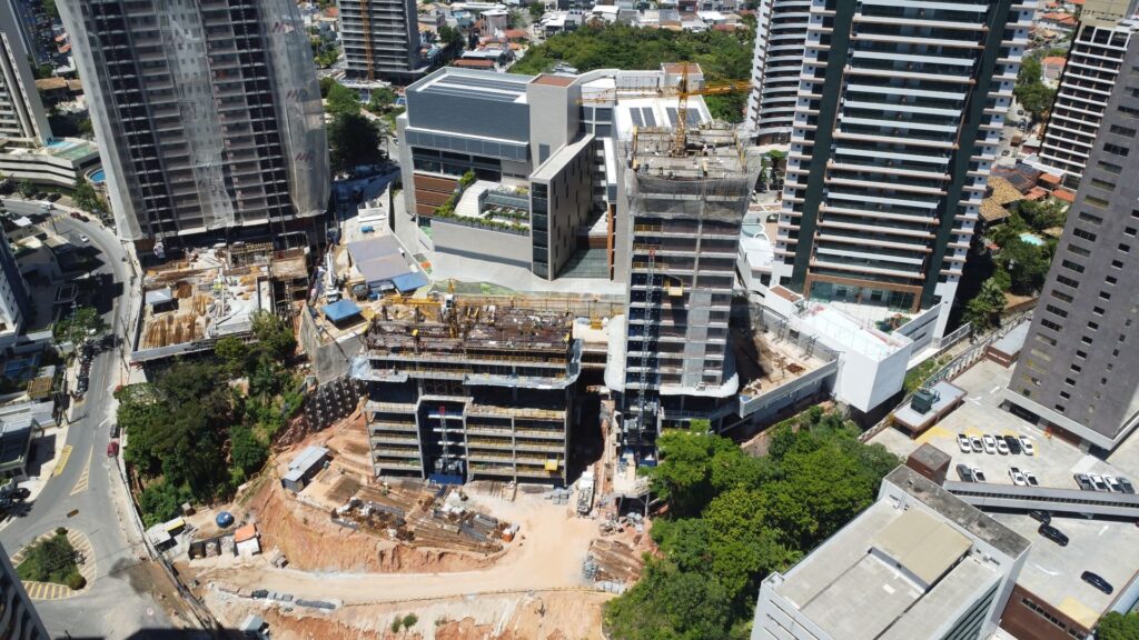 Novembro Acompanhamento de obra do empreendimento Legacy