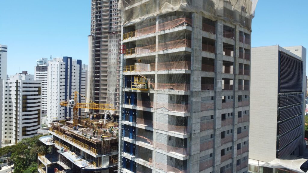 Novembro Acompanhamento de obra do empreendimento Legacy