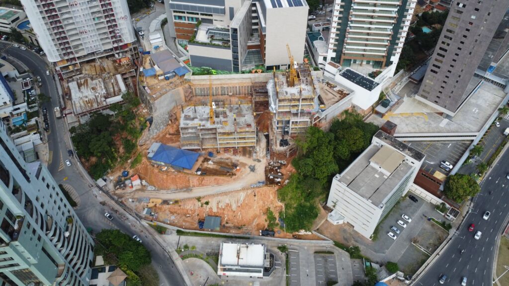 Setembro Acompanhamento de obra do empreendimento Legacy