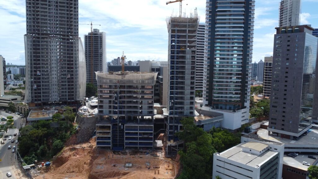 Janeiro Acompanhamento de obra do empreendimento Legacy