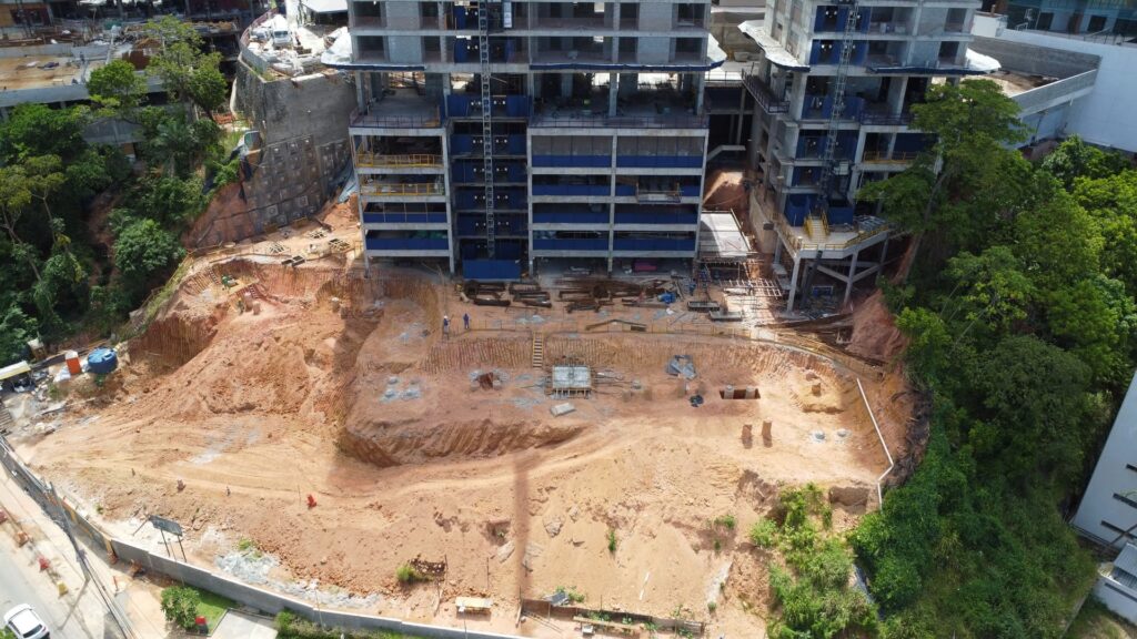 Janeiro Acompanhamento de obra do empreendimento Legacy